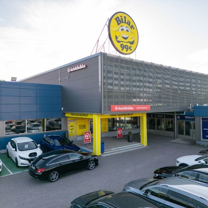 Autoklinikka vauriokorjaamo Malmi
