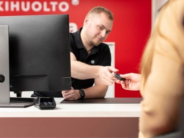 Autoklinikka Merkkihuolto on valtuutettu merkkihuolto.